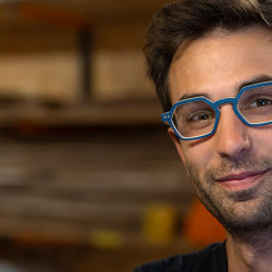 In'bô, on ose les lunettes en bois!!!